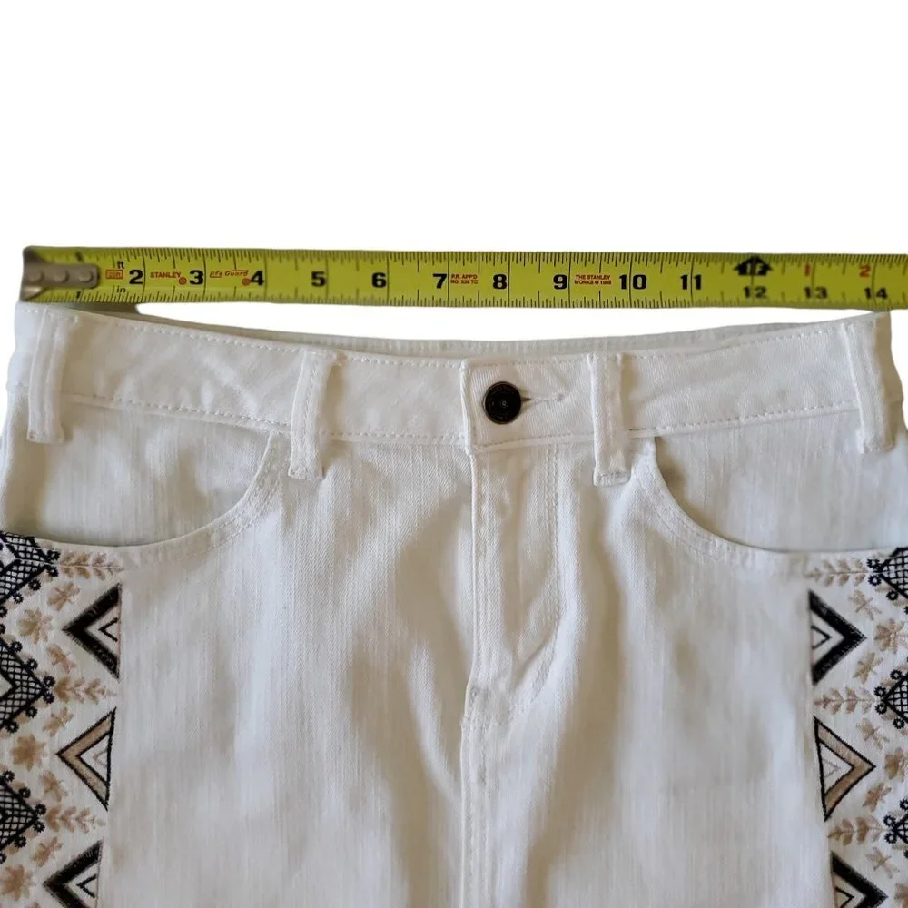 Pilcro and the Letterpress by Anthropolgie Boho Embroidery Cream Denim Skirt
